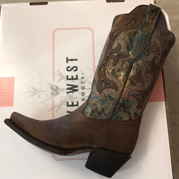 IVE WEST BOOTS- Guillio Cowgirl Boots - Picture 4 of 10